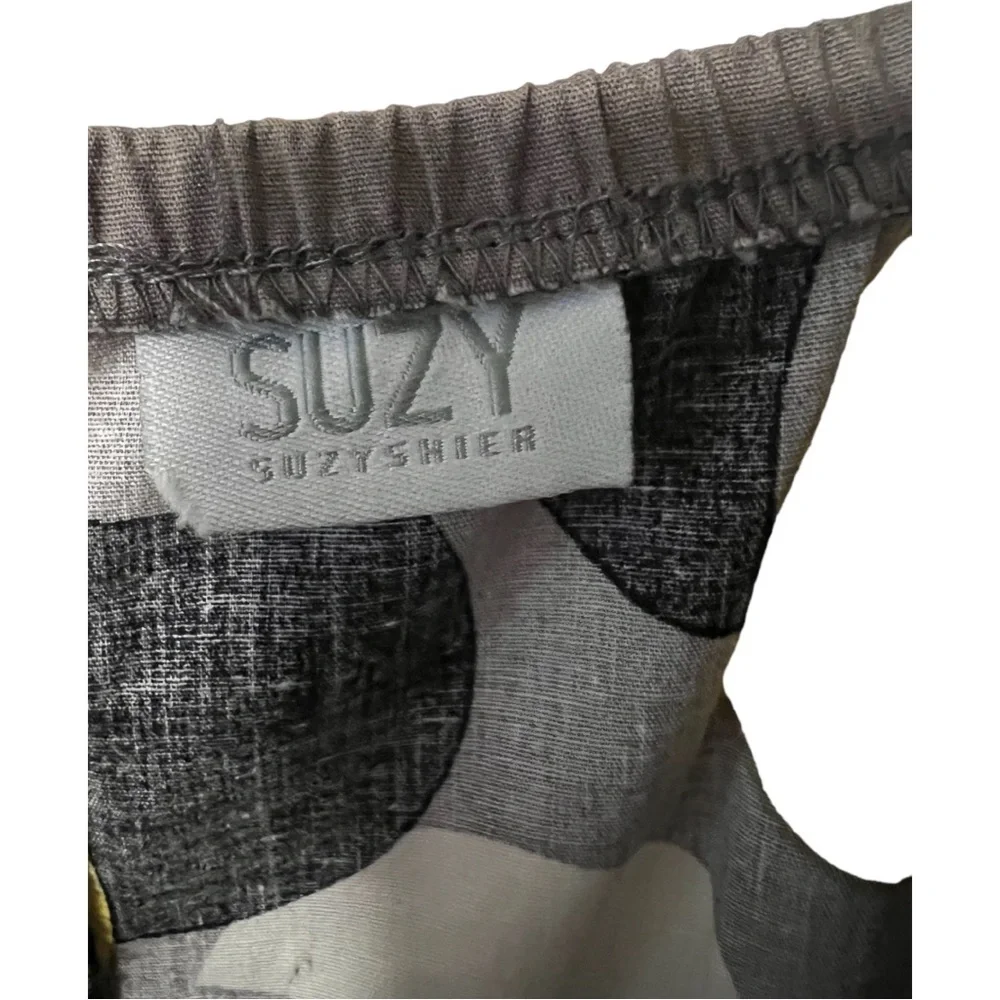 A Suzy Shier Dress in size medium - Picture 2 of 7